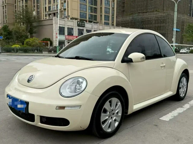 Volkswagen Beetle 1.6 AT