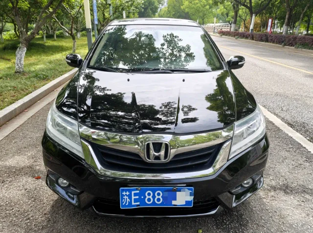 Honda Crider 1.8L Auto Comfort Edition