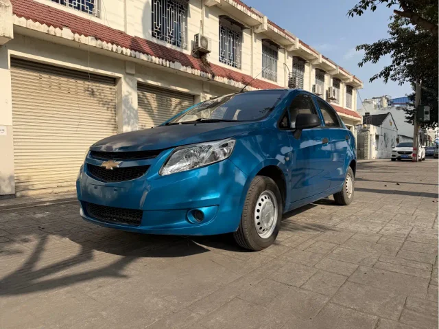 Chevrolet Sail Sedan 1.2L Manual Fashion Happiness Edition