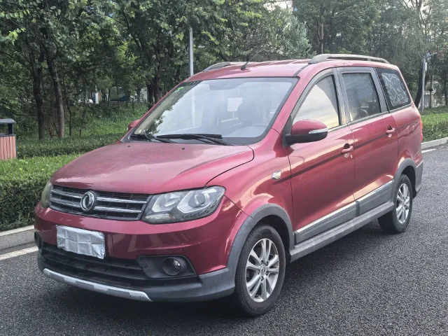 Fengon 360 1.5L Manual Comfort Type 7 seats China IV