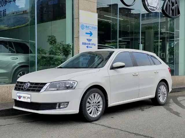 Volkswagen Gran Lavida 1.6L Auto Comfort Type