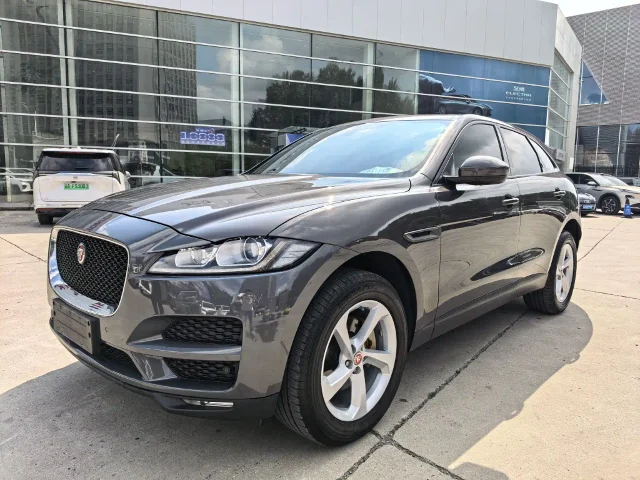 Jaguar F-PACE 2.0T 2WD Urban Premium Edition