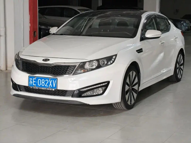 Kia K5 2.0L Auto DLX