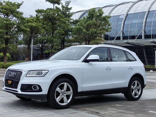 Audi Q5 40 TFSI Progressive Type