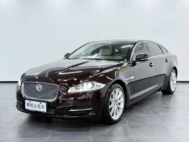 Jaguar XJ XJL 3.0 SC 4WD Panoramic Business Edition