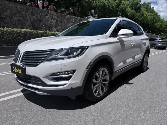 Lincoln MKC 2.0T 2WD Elegant Edition