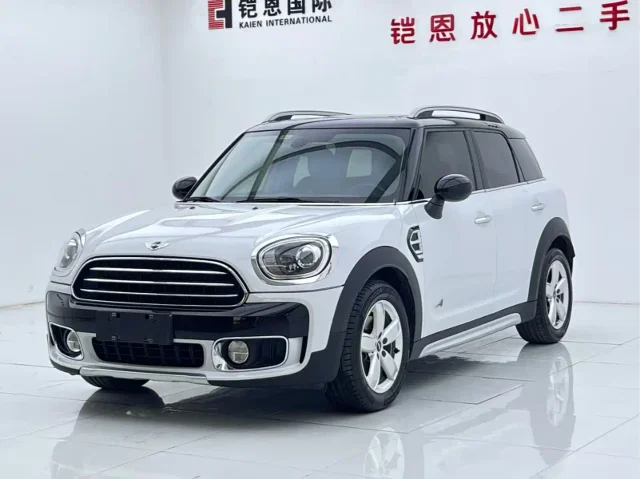 MINI Countryman 1.5T COOPER ALL4 Explorer