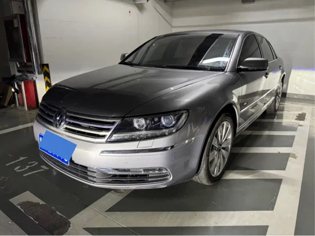 Volkswagen Phaeton 3.6L Premium Custom Type