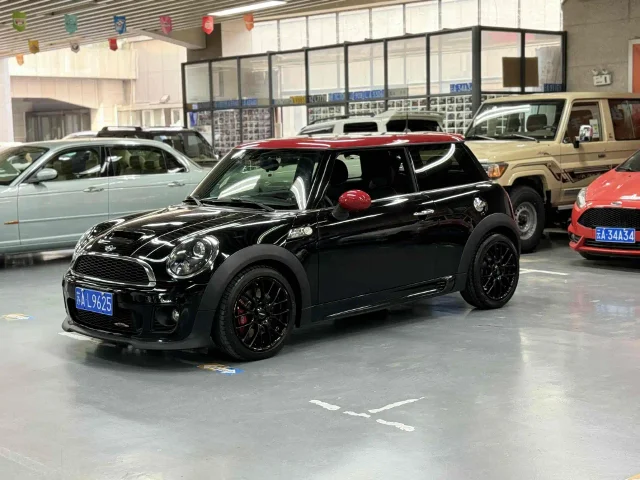 MINI JCW 1.6T JOHN COOPER WORKS