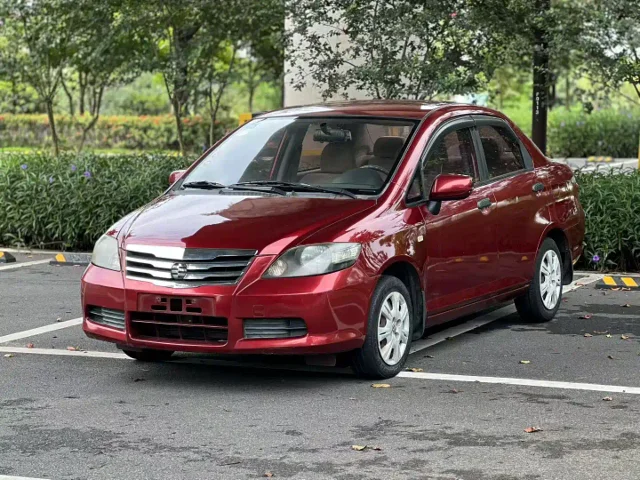 Everus S1 1.3L Manual Comfort Edition