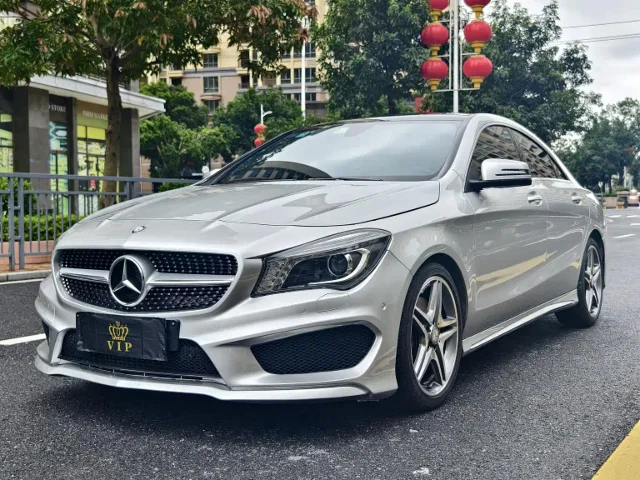 Mercedes-Benz CLA (Import) CLA 220 4MATIC