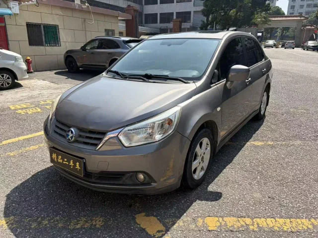 Venucia D50 1.6L Manual Luxury Edition