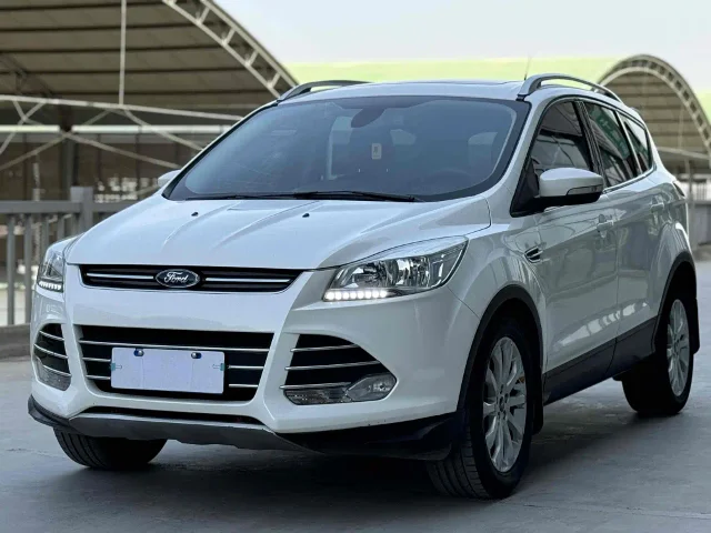 Ford Kuga 1.5L GTDi 2WD Elegant Type