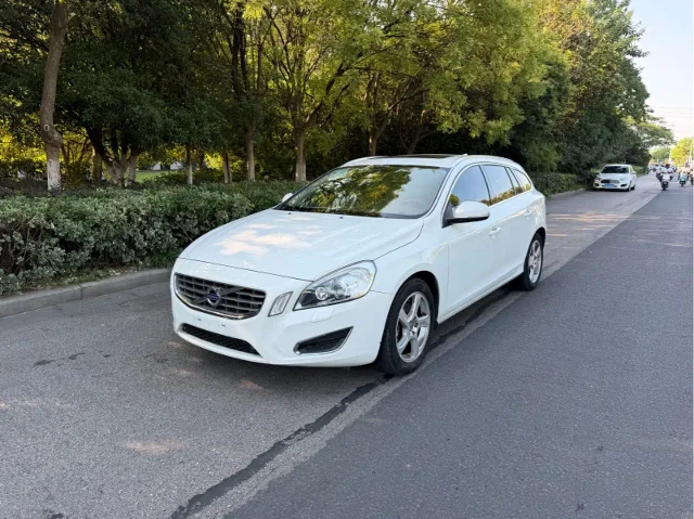 Volvo V60 T5 Smart Elegant Edition