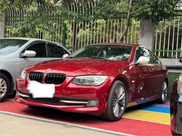 BMW 3 Series (Import) 325i 2-door Coupe