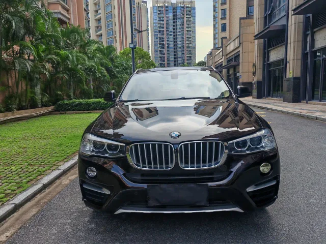 BMW X4 xDrive20i X Design Package