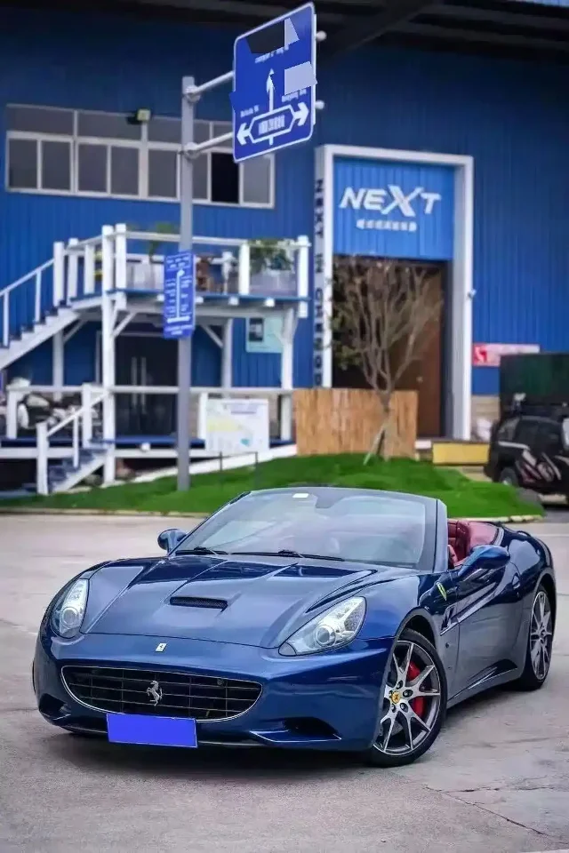 Ferrari California T 4.3L Standard Type