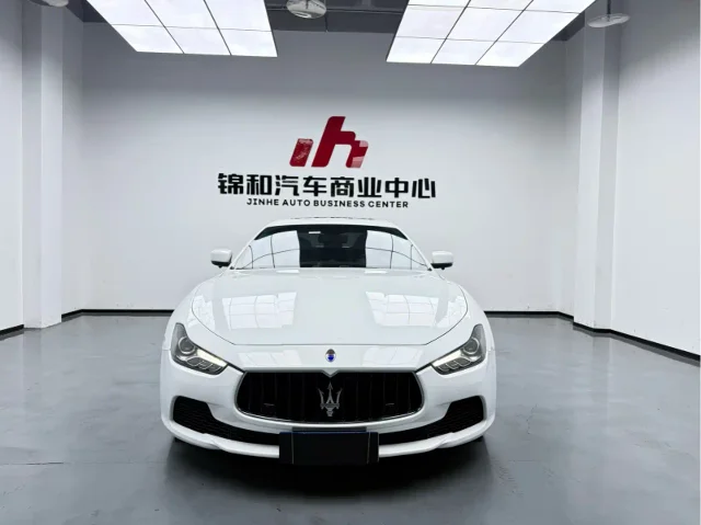 Maserati Ghibli 3.0T Standard Edition