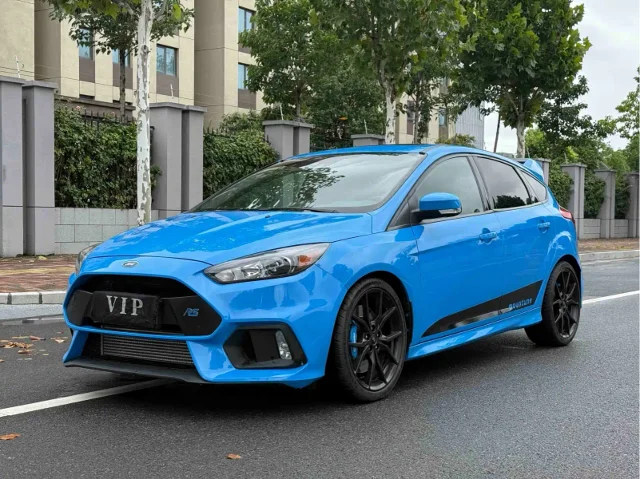 Ford Focus (Import) 2.3T RS Racing Edition