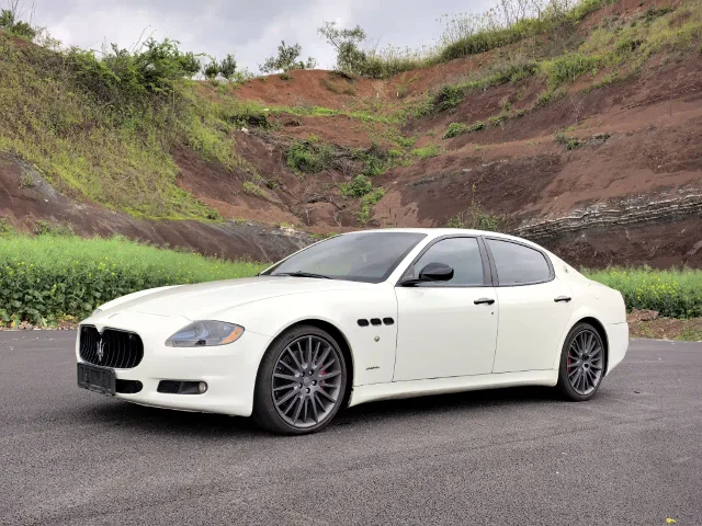 Maserati Quattroporte 4.7L Sport Edition