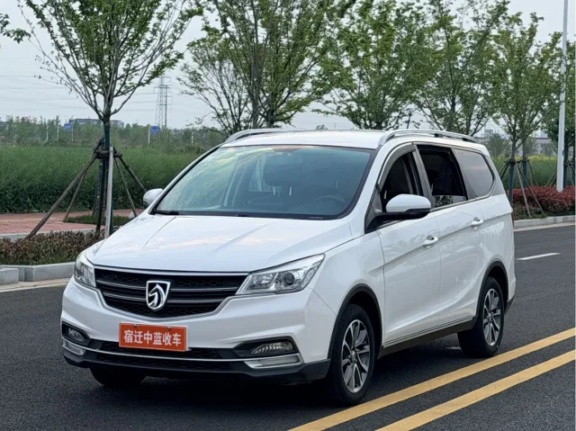 Baojun 730 1.5T CVT Fashion Type 7 seats China VI