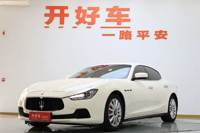 Maserati Ghibli 3.0T Standard Edition