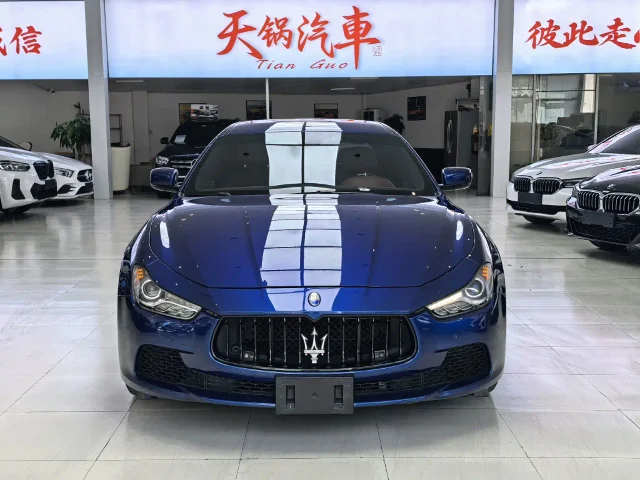 Maserati Ghibli 3.0T Standard Edition