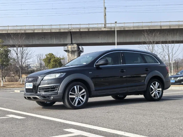 Audi Q7 40 TFSI Collection Type