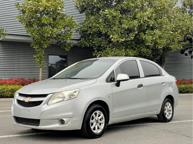 Chevrolet Sail Sedan 1.2L Manual Fashion Happiness Edition