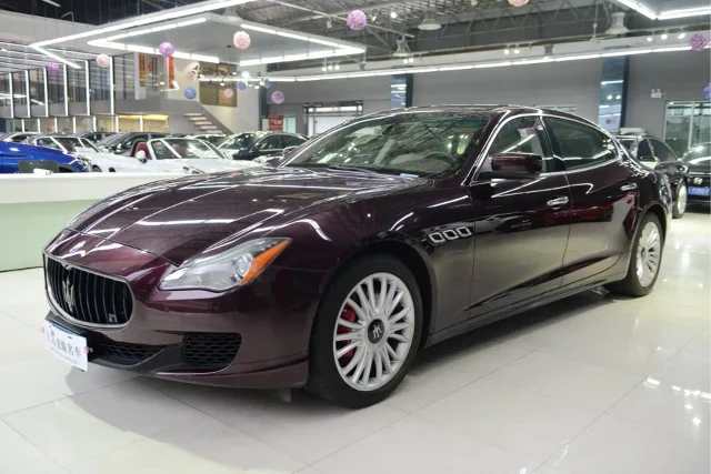 Maserati Quattroporte 3.0T Standard Type