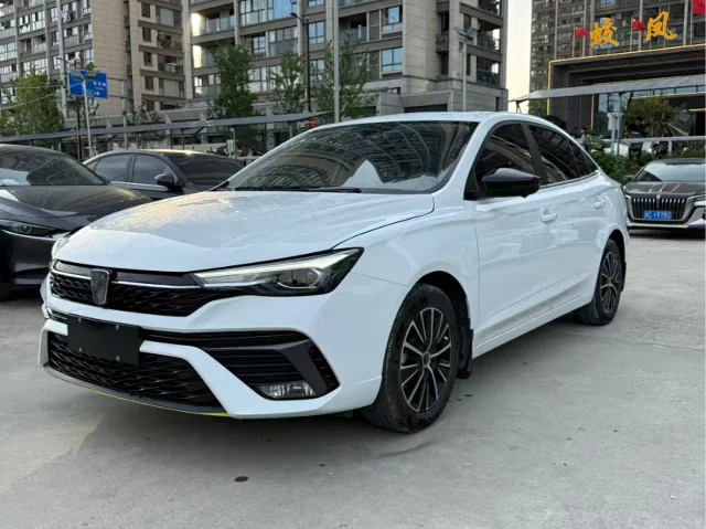 Roewe i5 1.5L CVT Platinum Edition