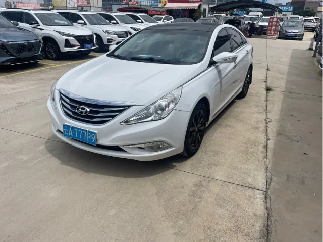 Hyundai Sonata Classic 2.4L Auto Leading Edition China V