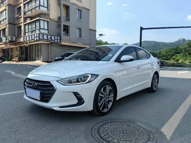 Hyundai Elantra 1.6L Auto Smart Dazzle · Elite Type