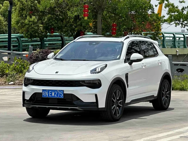 Lynk & Co 01 2.0TD 2WD Type Pro