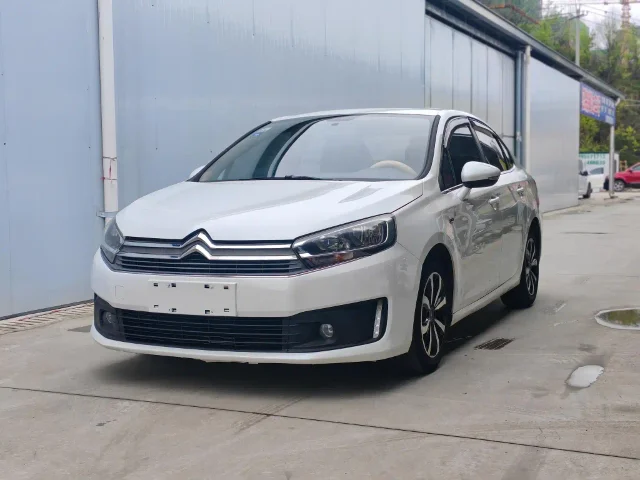 Citroen C4 1.6L Manual Luxury Type