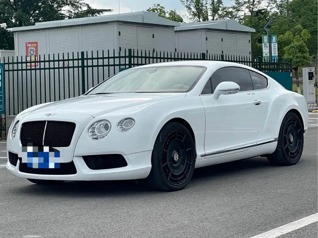 Bentley Continental 4.0T GT V8