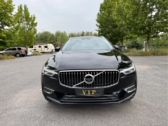 Volvo XC60 T5 4WD Smart Elegant Luxury Edition