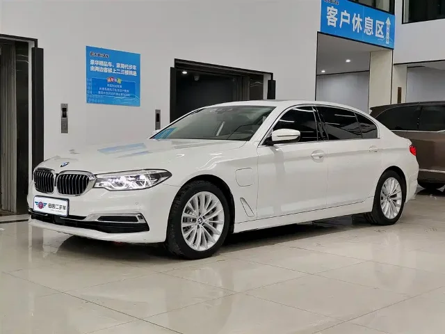 BMW 5 Series New Energy 530Le Pioneer Edition