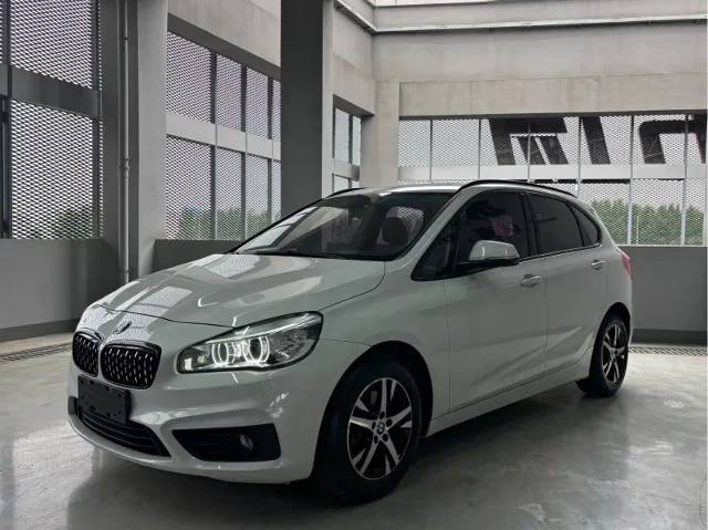 BMW 2 Series Active Tourer 218i Leading Type