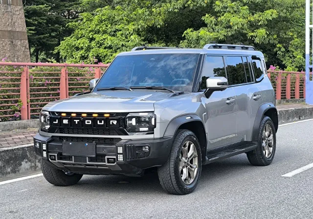 Jetour Traveller 2.0T 4WD Conquer PRO