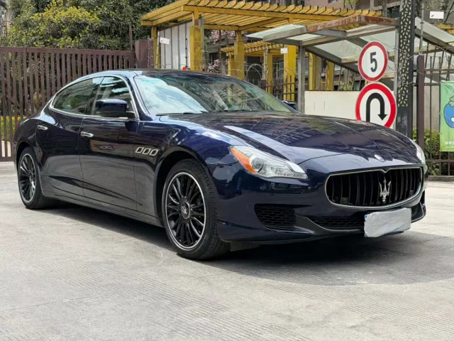 Maserati Quattroporte 3.0T Standard Type