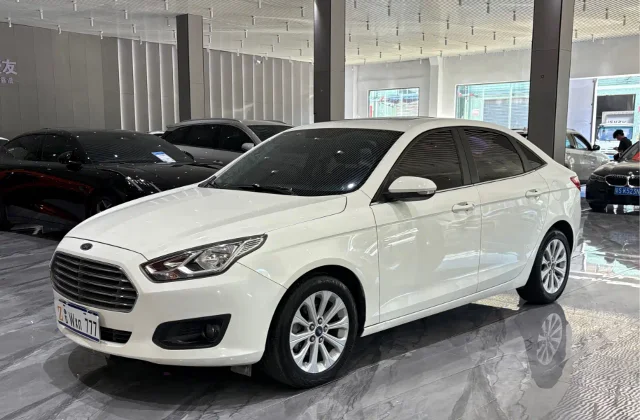 Ford Escort Happiness Edition 1.5L Auto Fashion Type