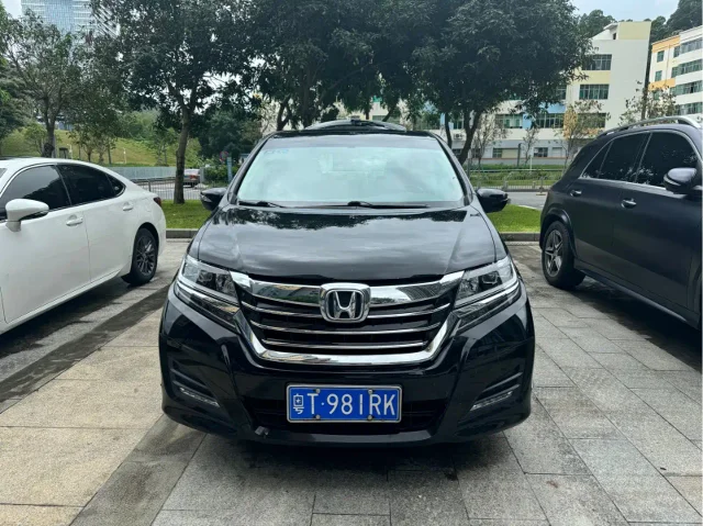 Honda Elysion 2.4L Classic Edition