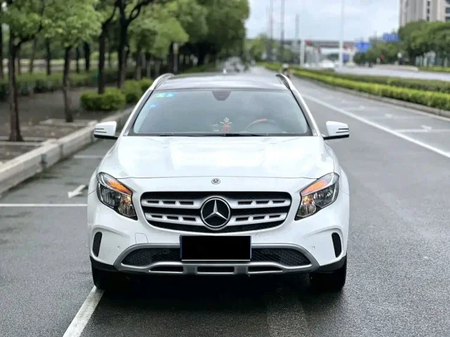 Mercedes-Benz GLA GLA 200 Dynamic Type