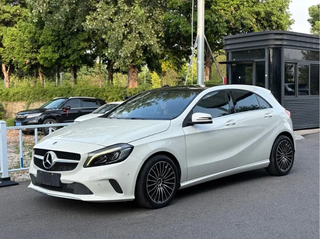 Mercedes-Benz A-Class (Import) A 200 Dynamic Type