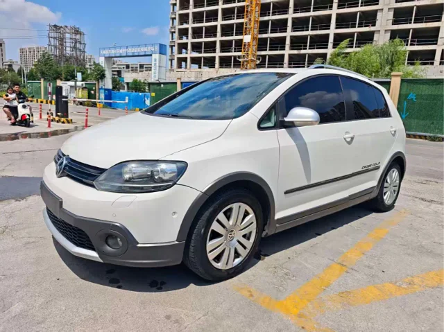 Volkswagen Golf (Import) 1.4TSI Cross Golf