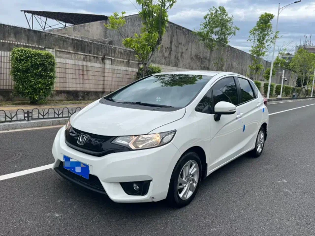 Honda Fit 1.5L SE CVT Fashion Type