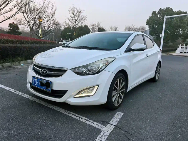 Hyundai Elantra Langdong 1.6L Auto Leading Type