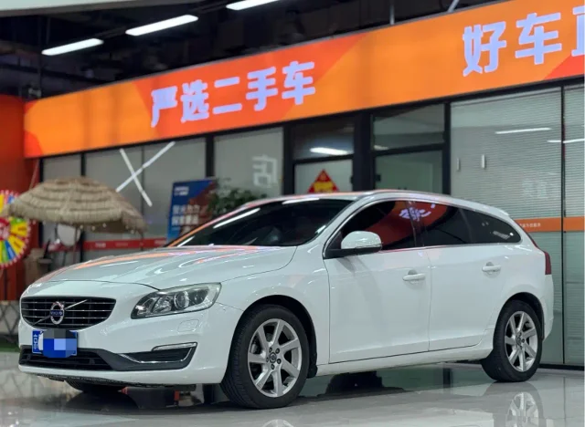 Volvo V60 T5 Smart Leisure Edition
