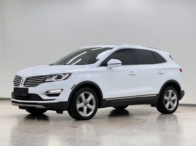 Lincoln MKC 2.0T 2WD Premium Edition